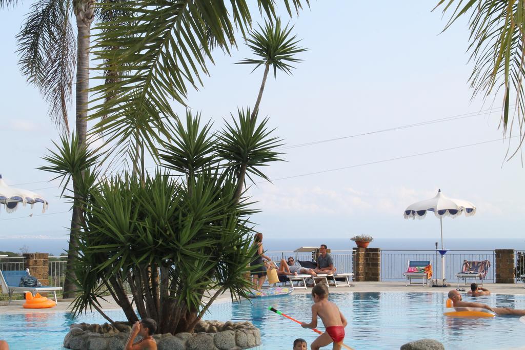 Rosy Aparthotel